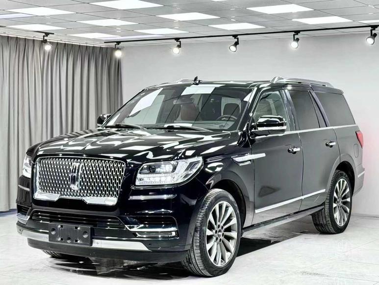 r1020850-lincoln-navigator-2019_0