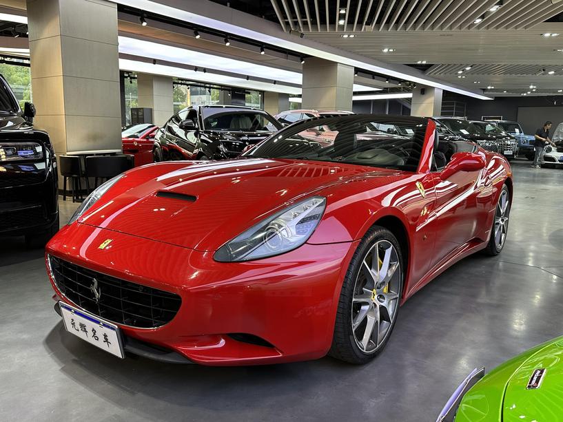 r1020869-ferrari-california-t-2014_0