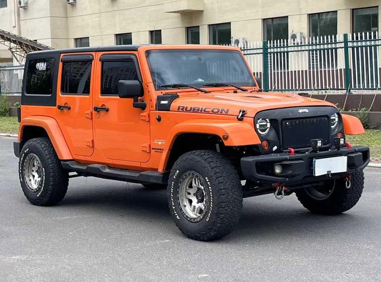 r1020877-jeep-wrangler-2013_0