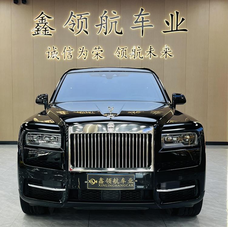 r1020926-rolls-royce-cullinan-2021_0