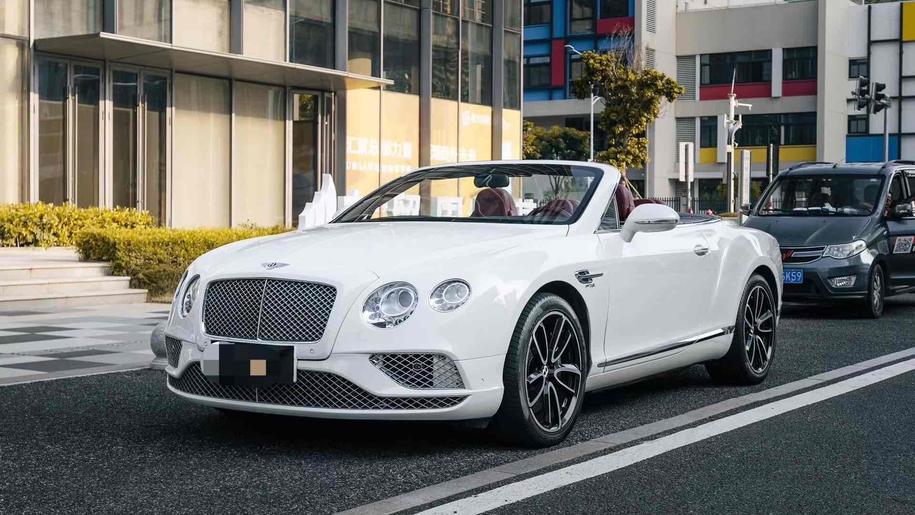 r1020989-bentley-continental-2014_0