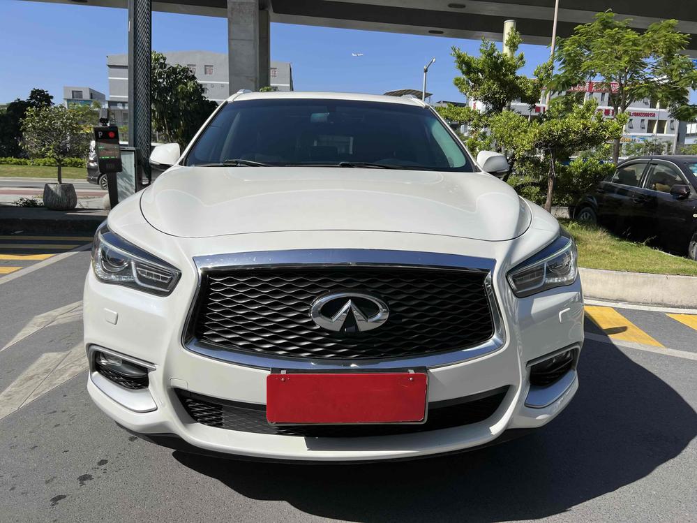 r1020994-infiniti-qx60-2017_0