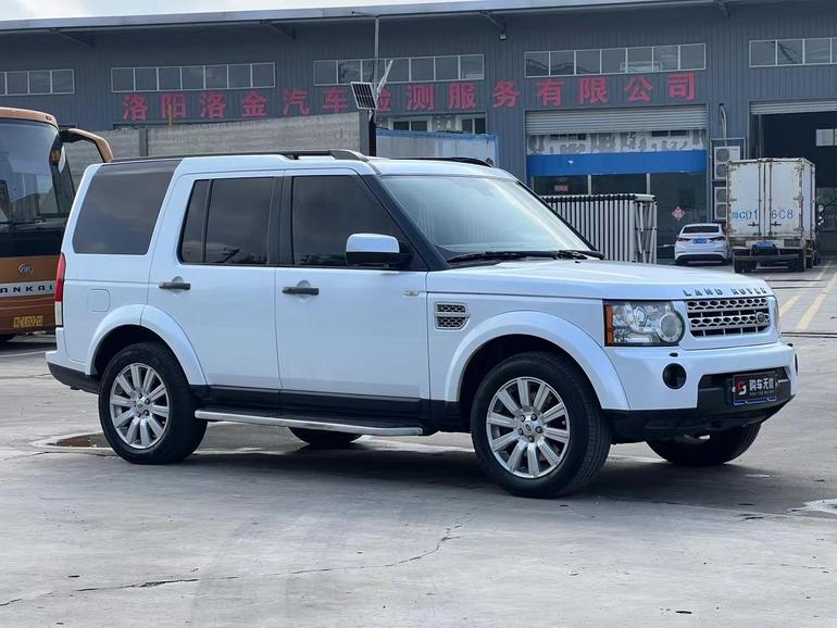 r1021019-land-rover-discovery-2012_0