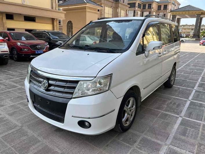 r1021050-dongfeng-succe-2015_0