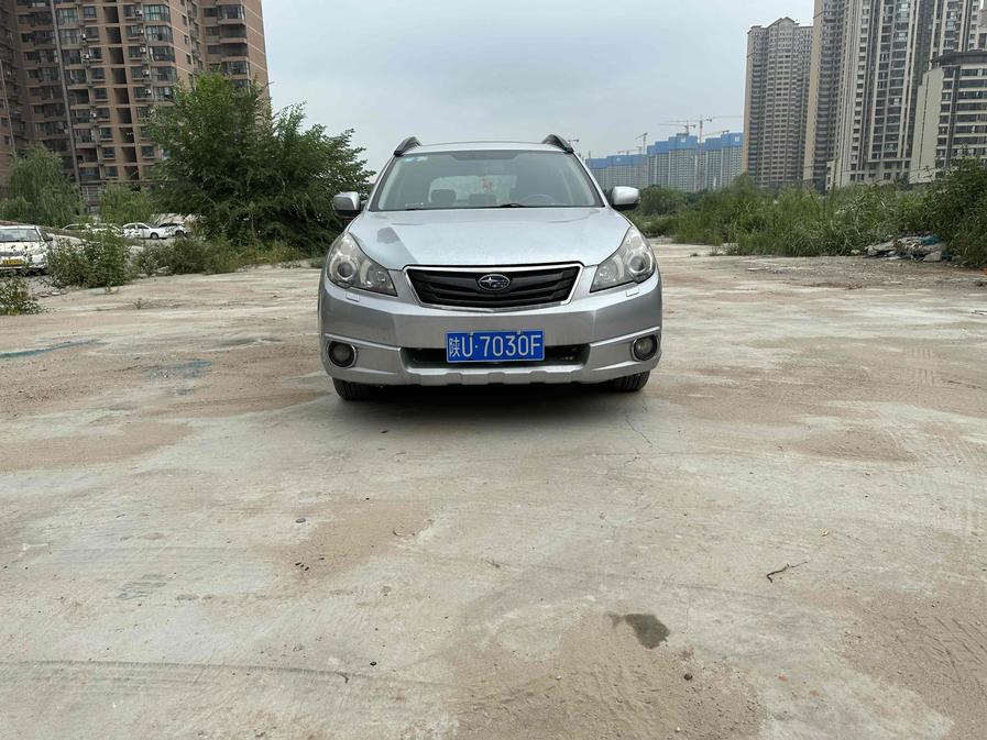 r1021090-subaru-outback-2012_0