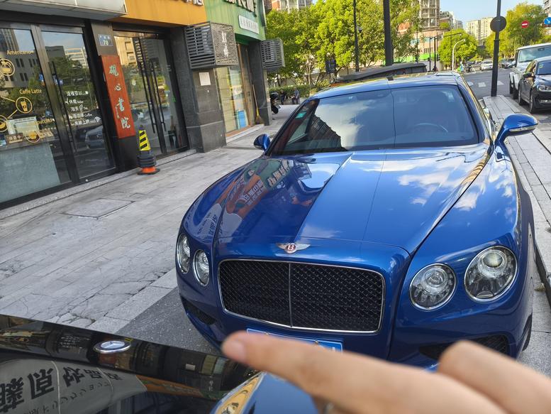 r1021093-bentley-flying-spur-2018_0
