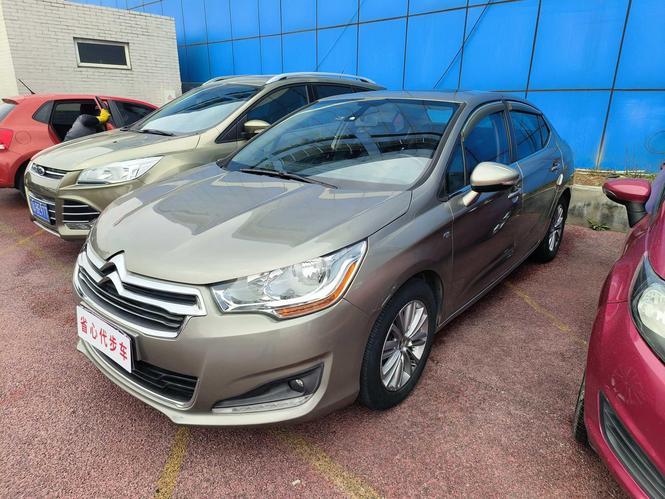 r1021144-citroen-c4l-2013_0