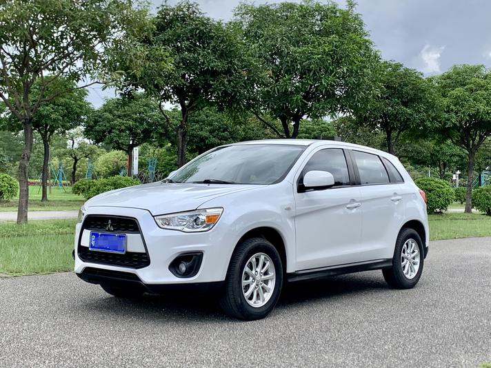 r1021202-mitsubishi-asx-2016_0