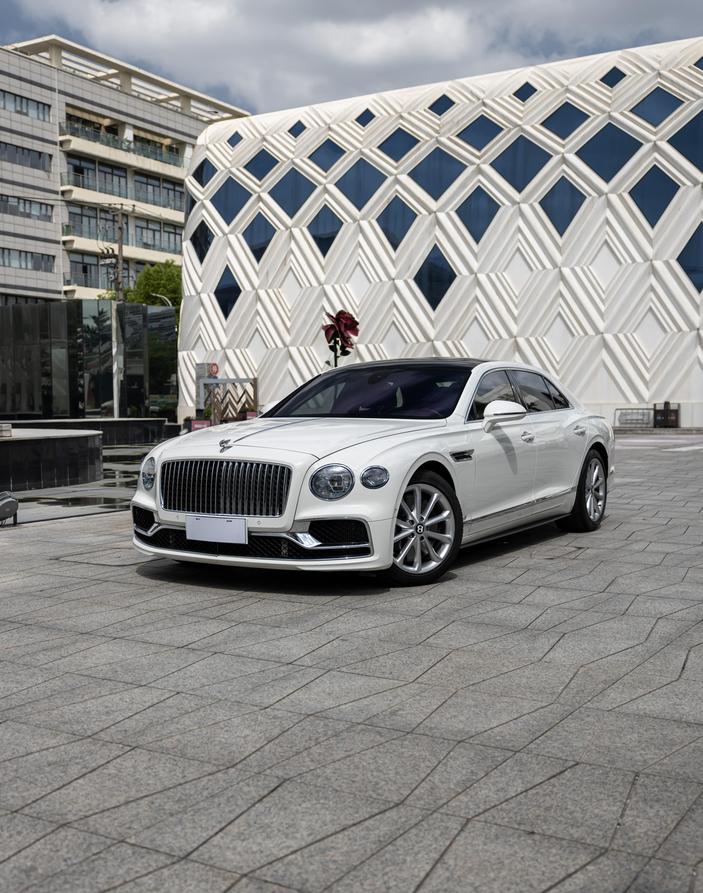 r1021229-bentley-flying-spur-2021_0