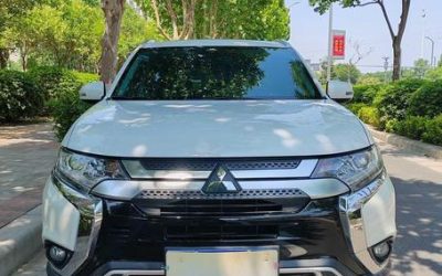 r1021275-mitsubishi-outlander-2020_0