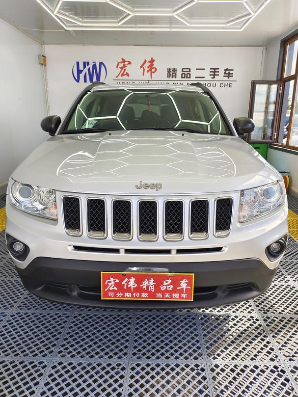 r1021293-jeep-compass-2012_0