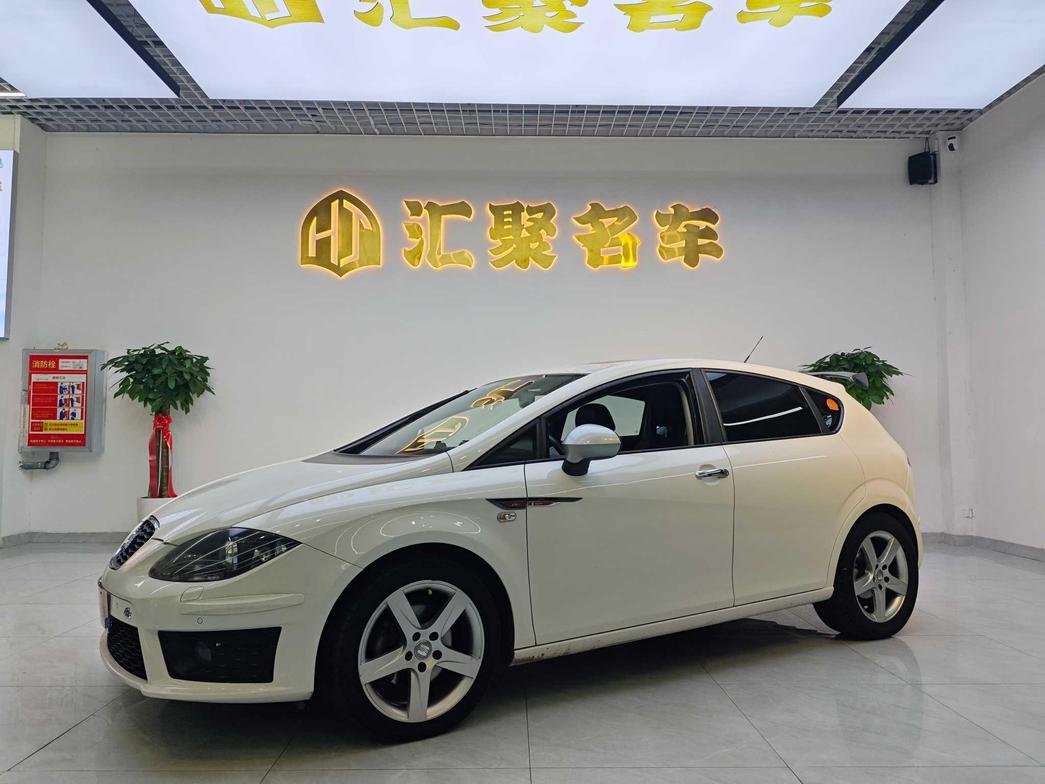 r1021304-seat-leon-2012_0