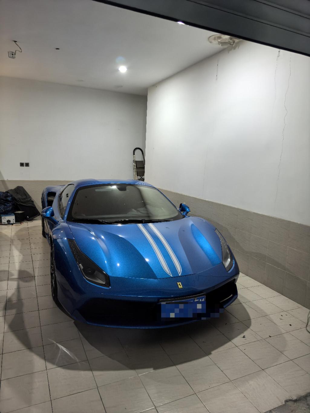 r1021389-ferrari-488-2017_0