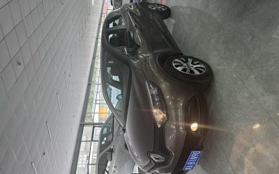 r1021424-renault-captur-2015_0
