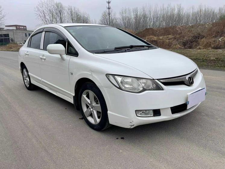 r1021548-honda-ciimo-2013_0
