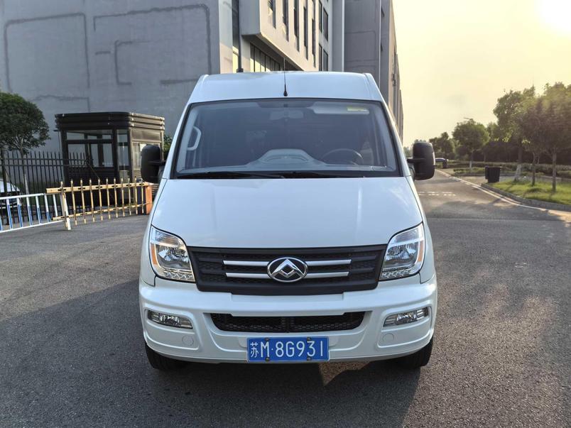 r1021556-saic-maxus-xintu-v80-2022_0