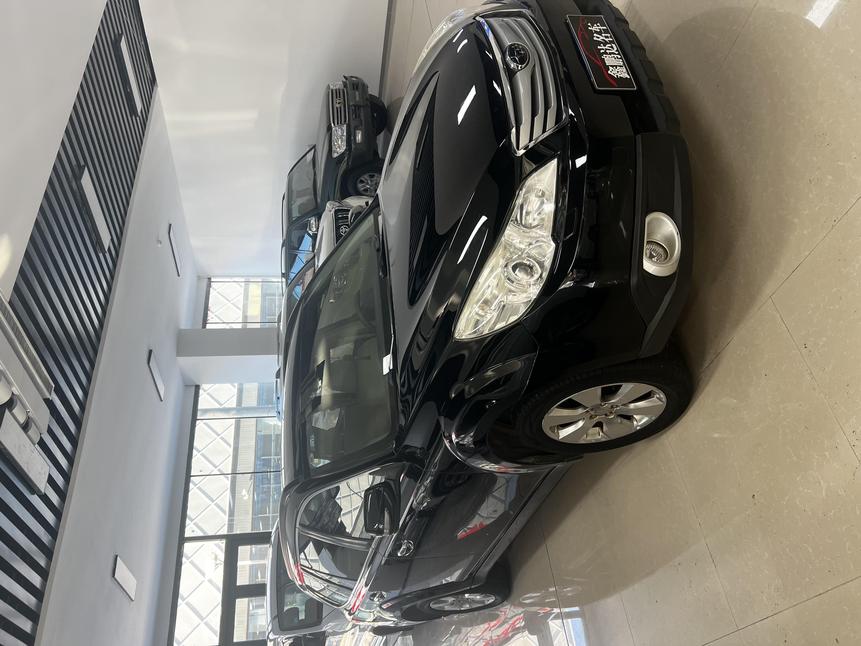 r1021584-subaru-outback-2010_0