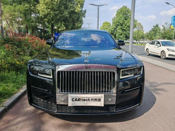 r1021625-rolls-royce-ghost-2020_0