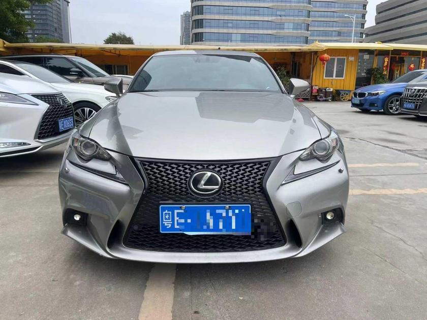 r1021737-lexus-is-2017_0