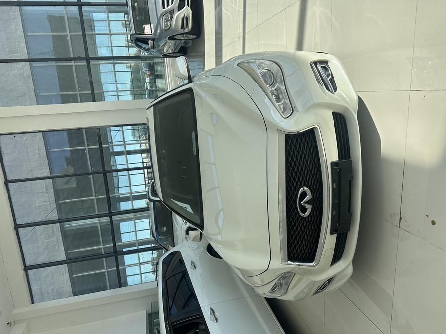 r1021782-infiniti-q50l-2016_0