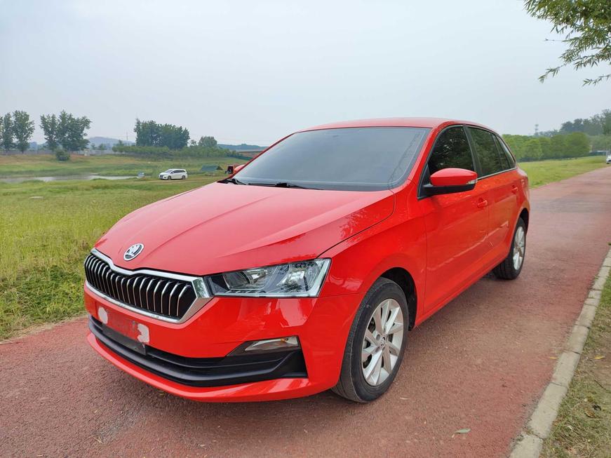 r1021789-skoda-rapid-2021_0