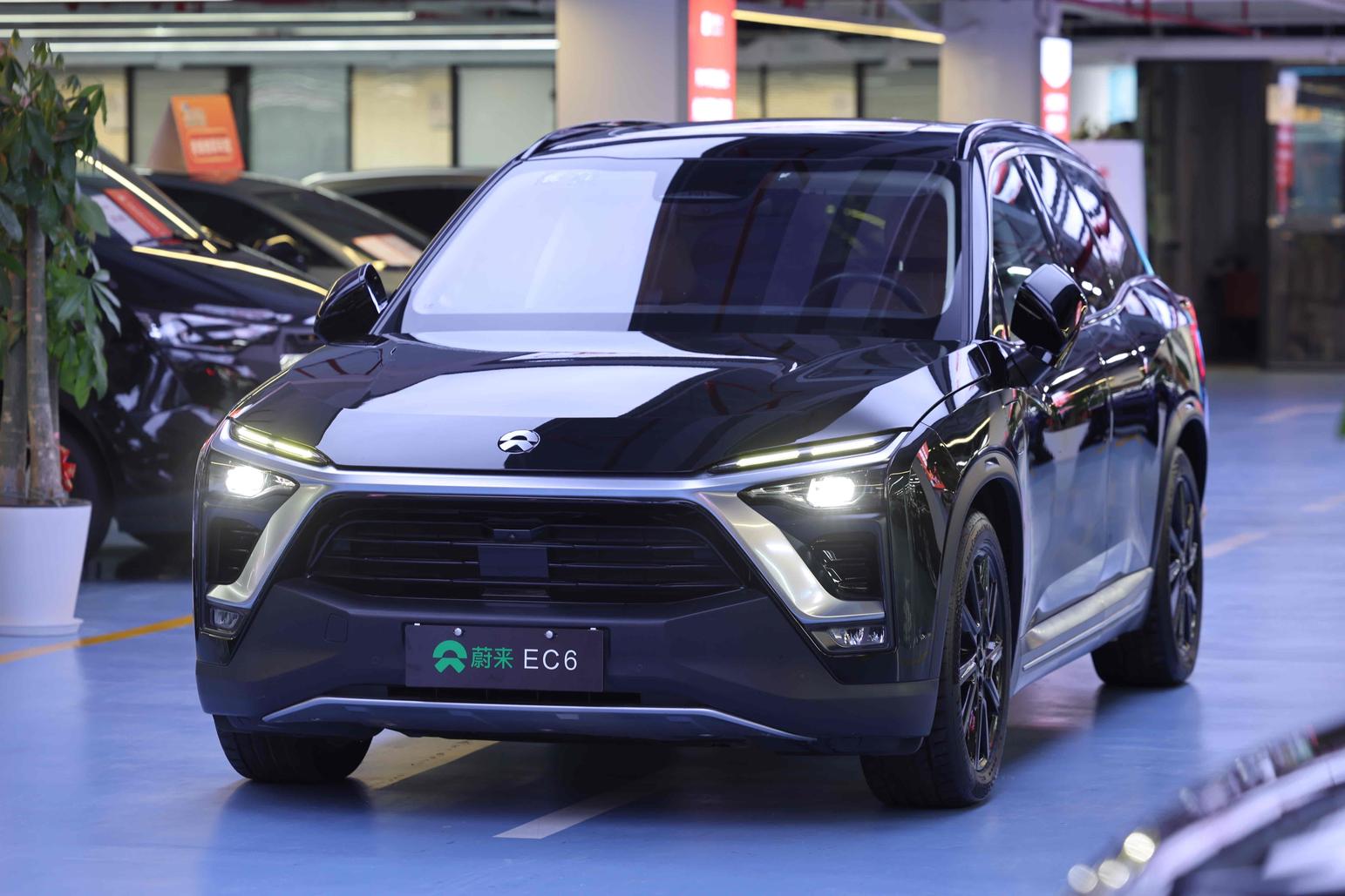 r1021808-nio-es8-2020_0