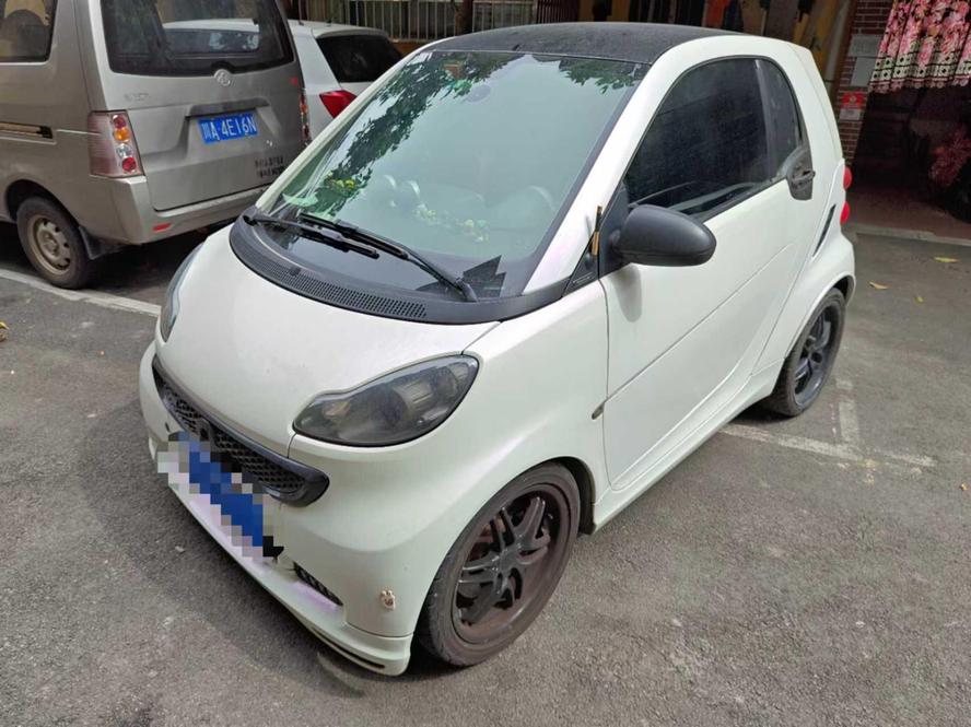 r1021857-smart-fortwo-2013_0