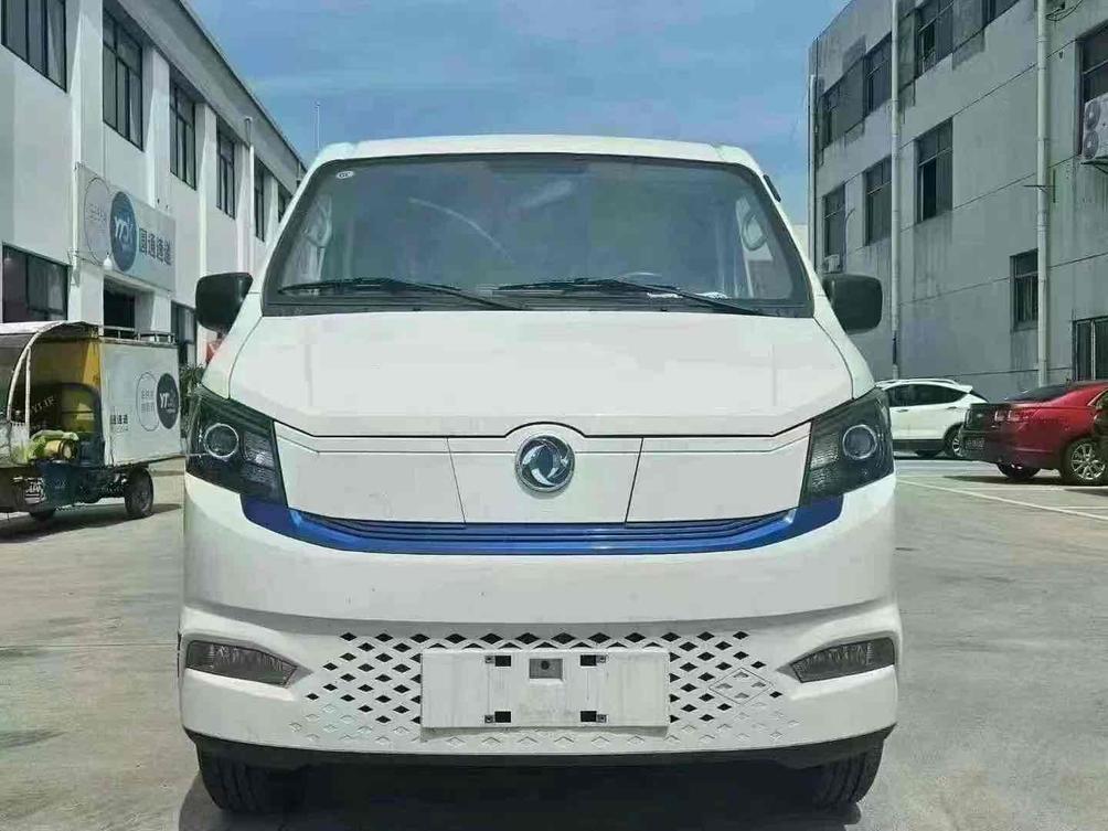 r1021968-dongfeng-yufeng-em27-2024_0