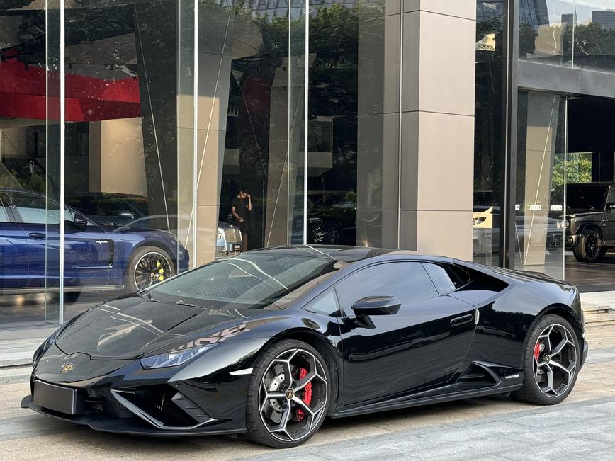 r1021993-lamborghini-huracan-2023_0