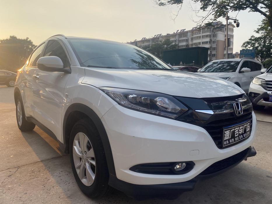 r1022181-honda-vezel-2018_0