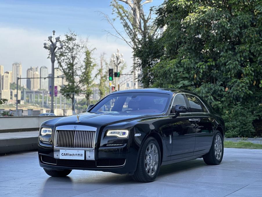 r1022451-rolls-royce-ghost-2017_0