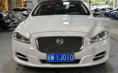 r1022581-jaguar-xj-2013_0
