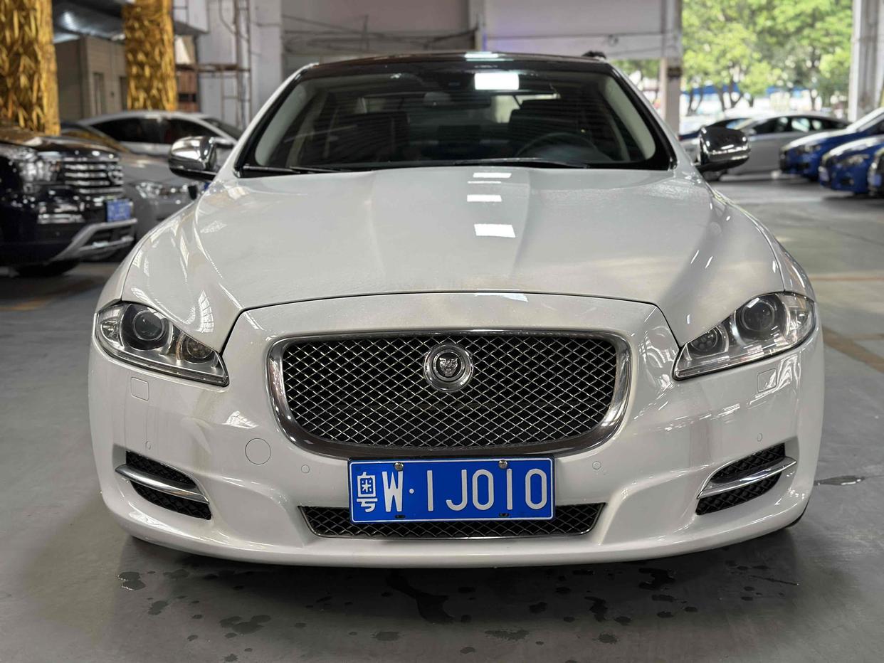 r1022581-jaguar-xj-2013_0