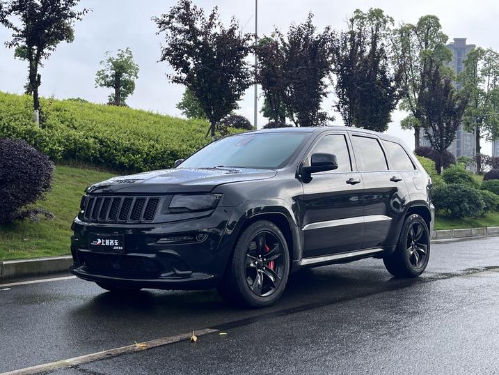 r1022588-jeep-grand-cherokee-srt-2014_0