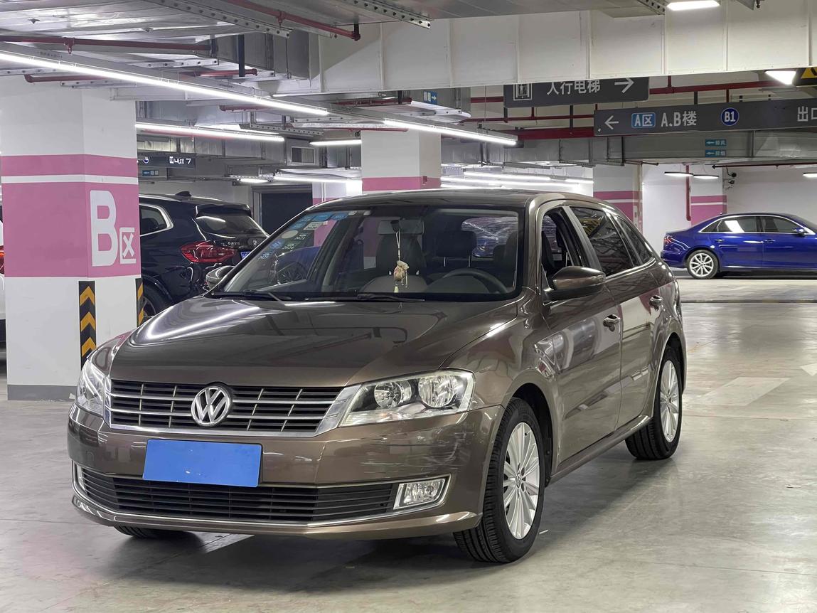 r1022594-volkswagen-gran-lavida-2014_0