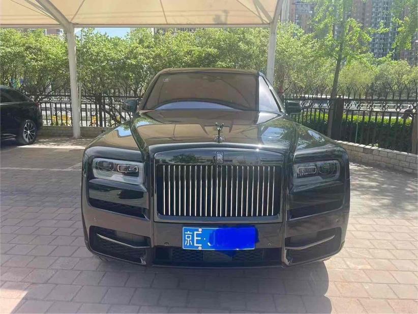 r1022611-rolls-royce-cullinan-2022_0