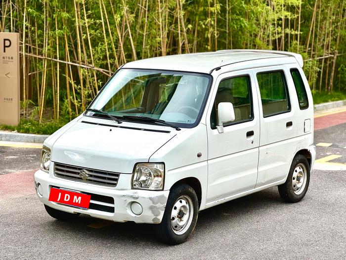 r1022631-suzuki-wagon-r-2014_0