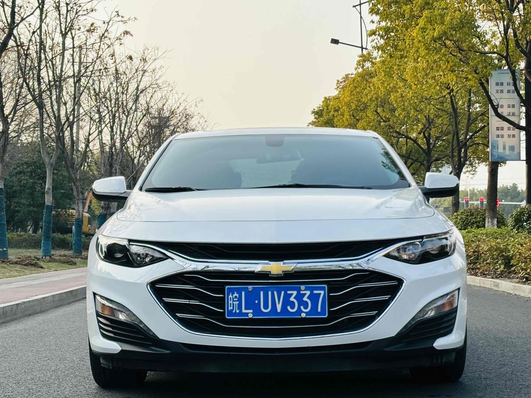r1022711-chevrolet-malibu-xl-2022_0
