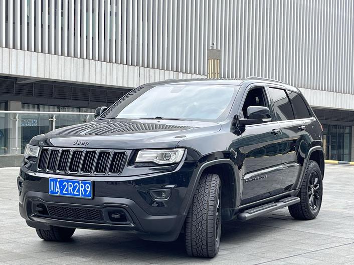 r1022773-jeep-grand-cherokee-2014_0
