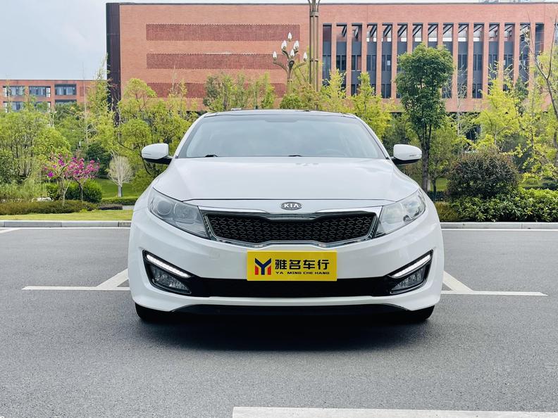 r1022938-kia-k5-2011_0