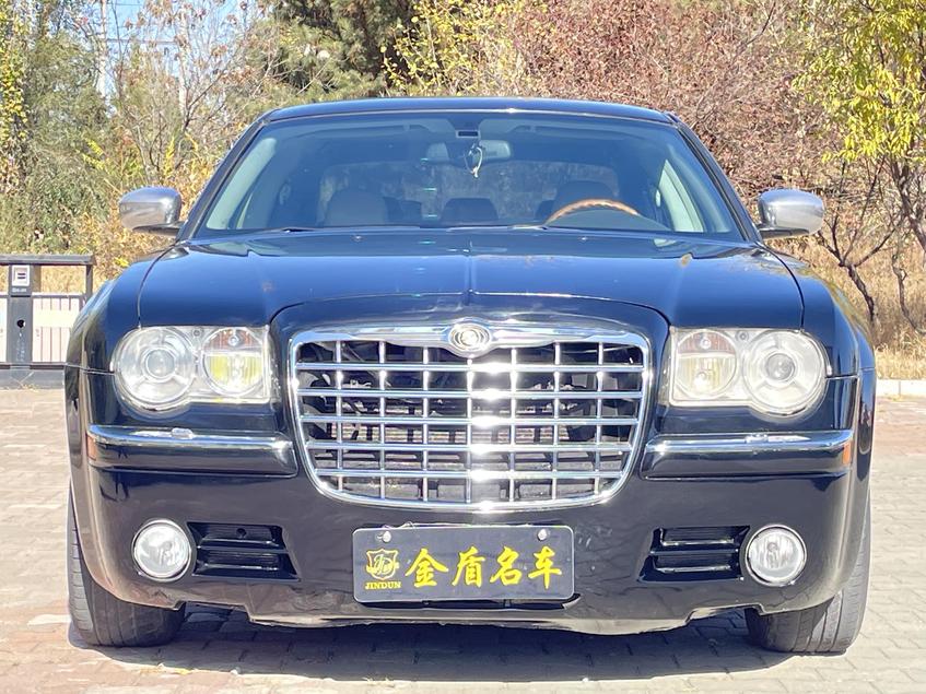r1023015-chrysler-300c-2006_0