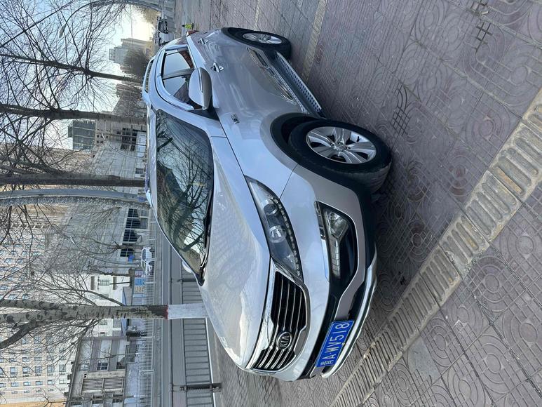 r1023074-kia-sportage-2013_0