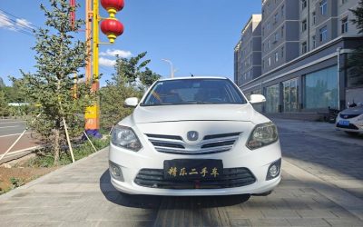 r1024057-changan-alsvin-v3-2015_0