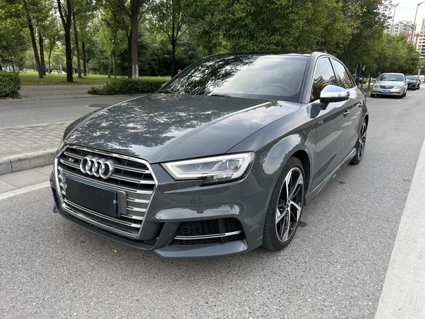 Audi Audi S3 в цвете и кузовом – это идеальный выбор среди китайских автомобилей. Доступная цена и надежность гарантированы.