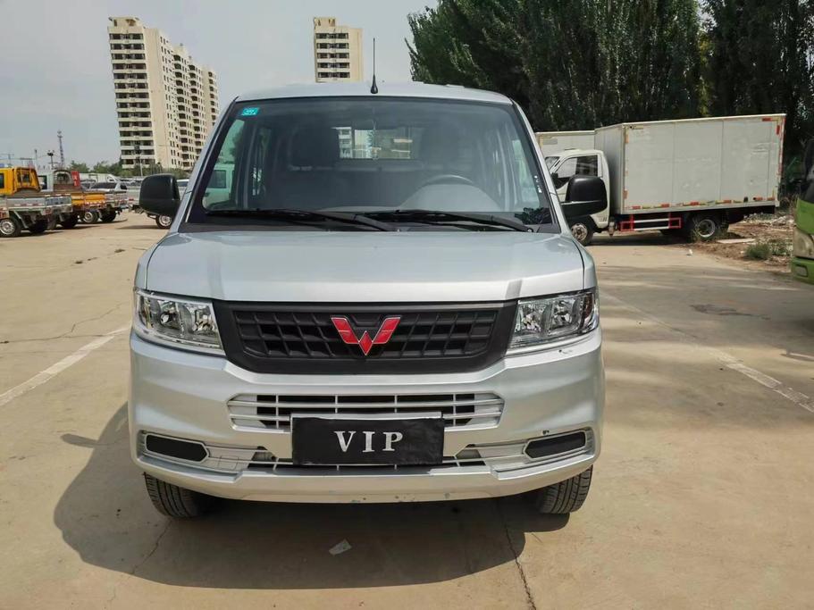 WuLing Wuling Rongguang light truck в цвете и кузовом – это идеальный выбор среди китайских автомобилей. Доступная цена и надежность гарантированы.
