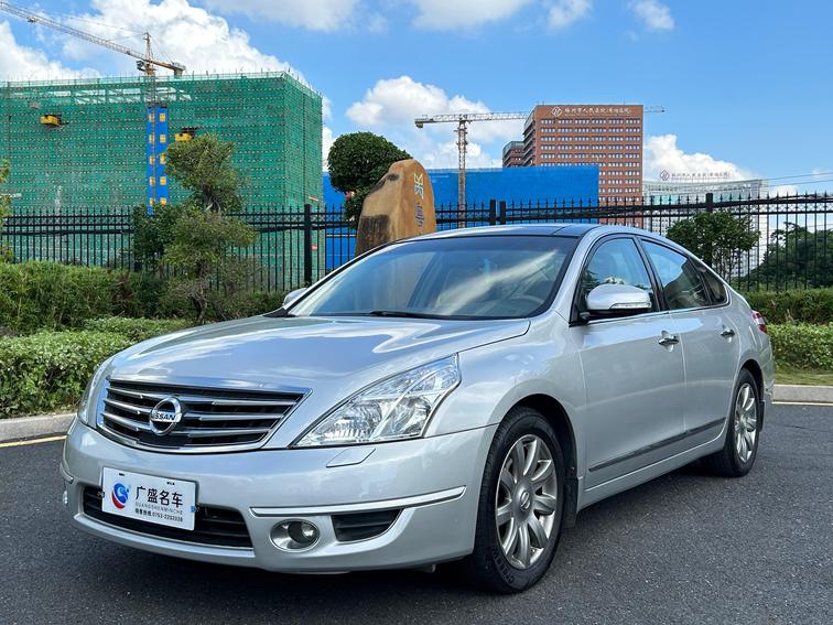 Nissan Nissan Altima в цвете и кузовом – это идеальный выбор среди китайских автомобилей. Доступная цена и надежность гарантированы.