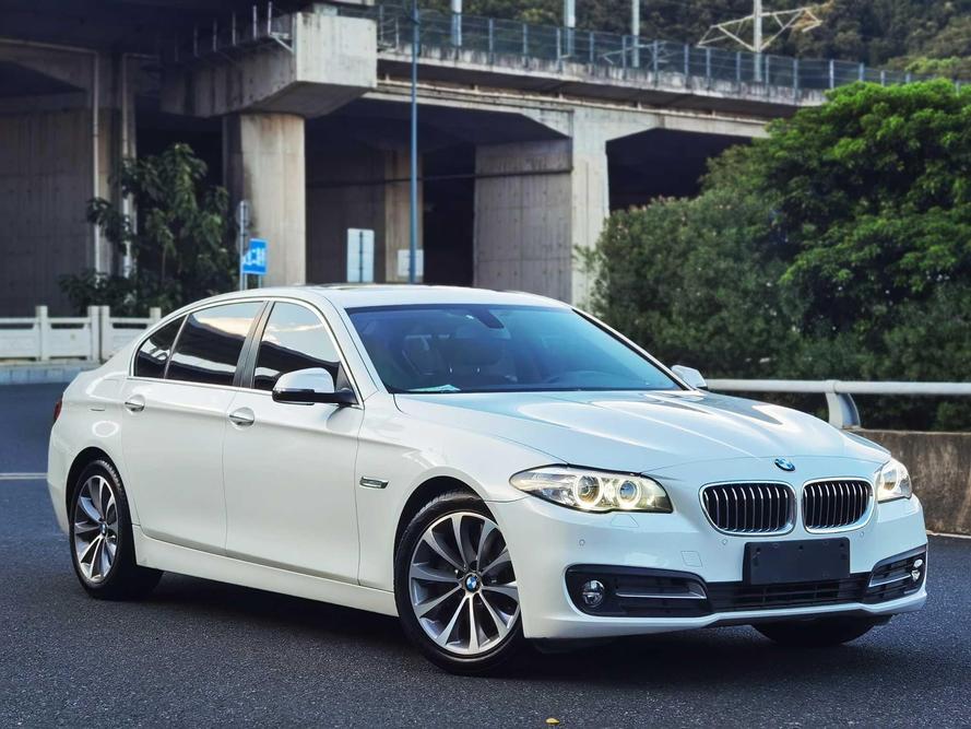 BMW BMW 5 Series в цвете и кузовом – это идеальный выбор среди китайских автомобилей. Доступная цена и надежность гарантированы.