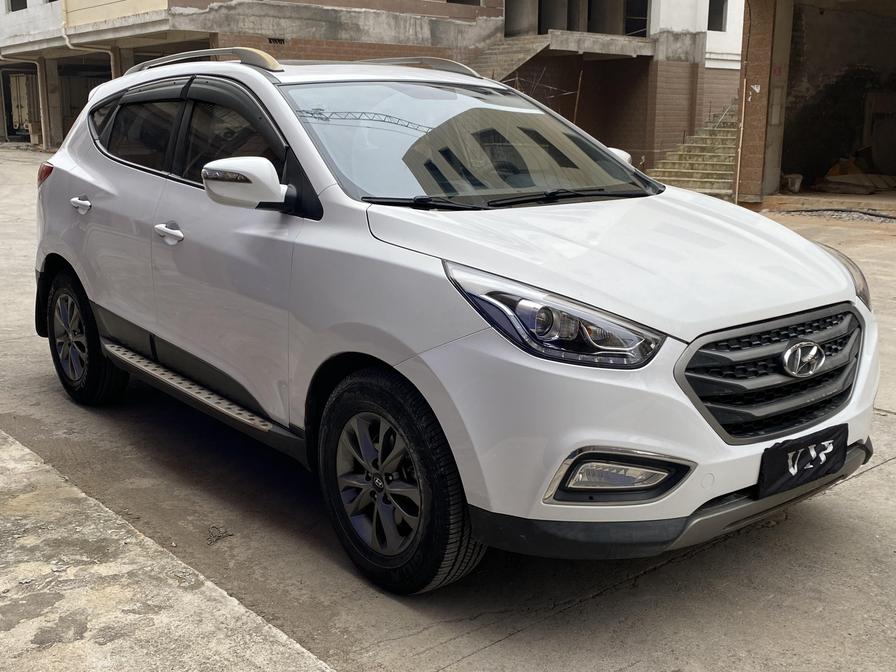 r1022119-hyundai-ix35-2015_0