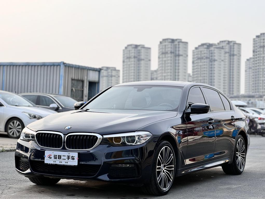 BMW BMW 5 Series в цвете и кузовом – это идеальный выбор среди китайских автомобилей. Доступная цена и надежность гарантированы.
