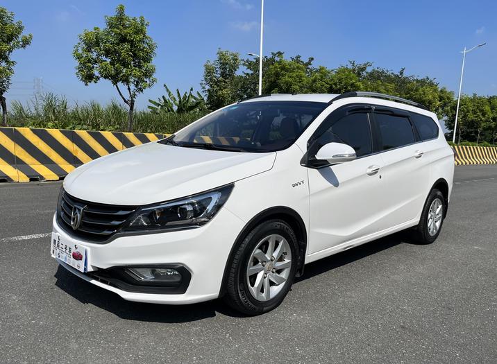 Baojun Baojun 310W в цвете и кузовом – это идеальный выбор среди китайских автомобилей. Доступная цена и надежность гарантированы.
